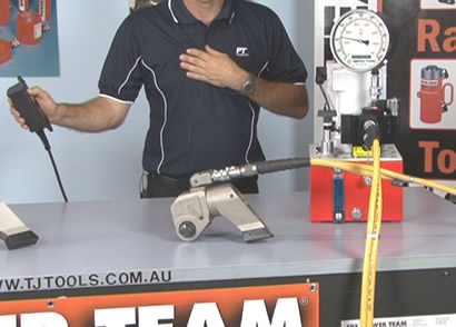 Video Torque Wrench Pumps